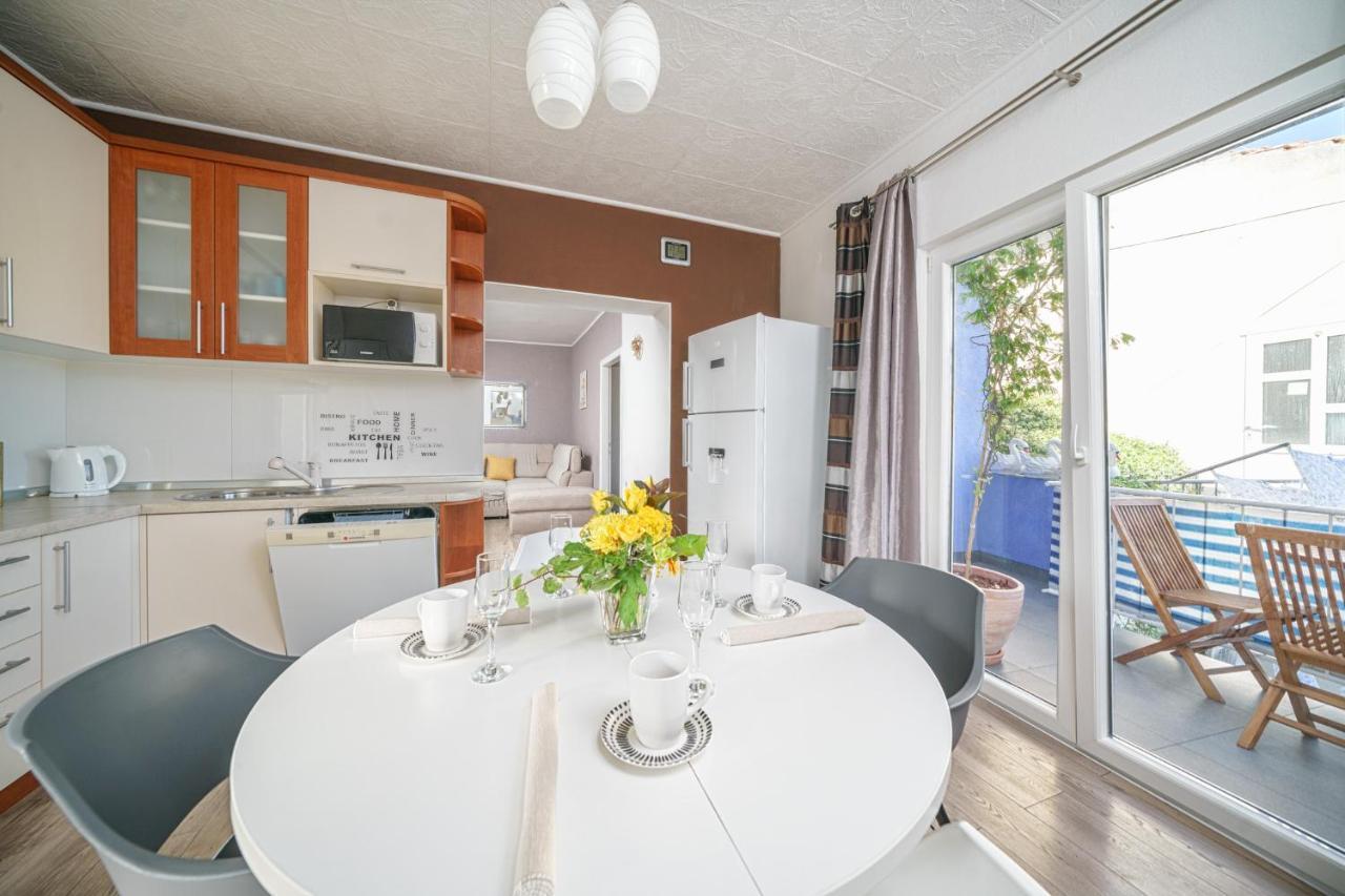 Apartmani Gabriella Водице Екстериор снимка
