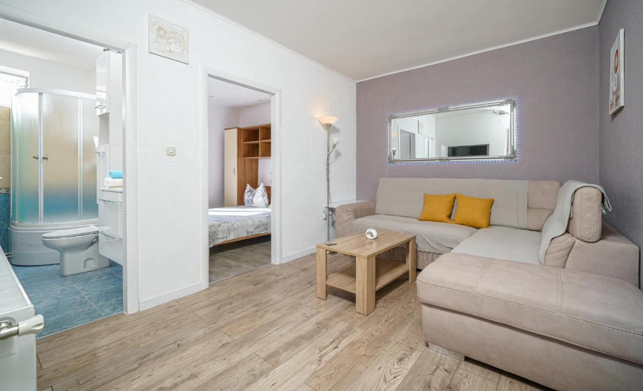 Apartmani Gabriella Водице Екстериор снимка